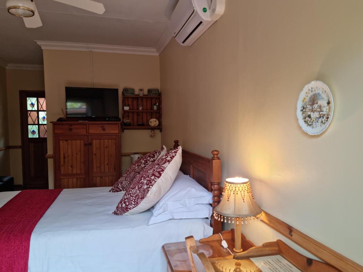 Camelia Guest House Bloemfontein Bagian luar foto